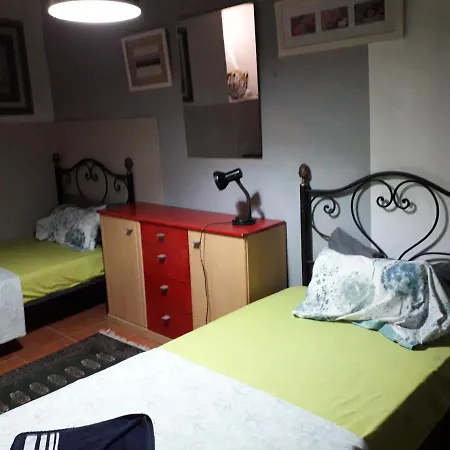 Casa De Pueblo Cerca El Centro *